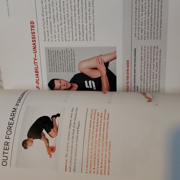 The TB12 Method Softcover Book by Tom Brady New - 2/$15 - Picture 4 of 7